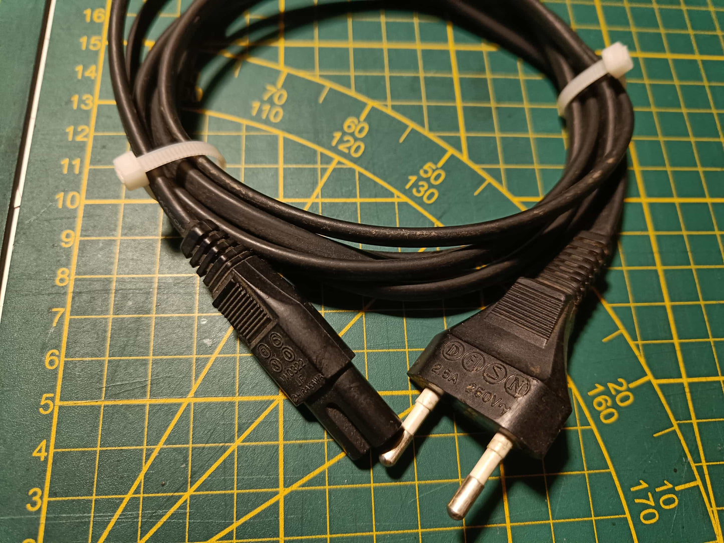 Câble d’alimentation PlayStation • Compatible PS1/PS2/PS3/PS4