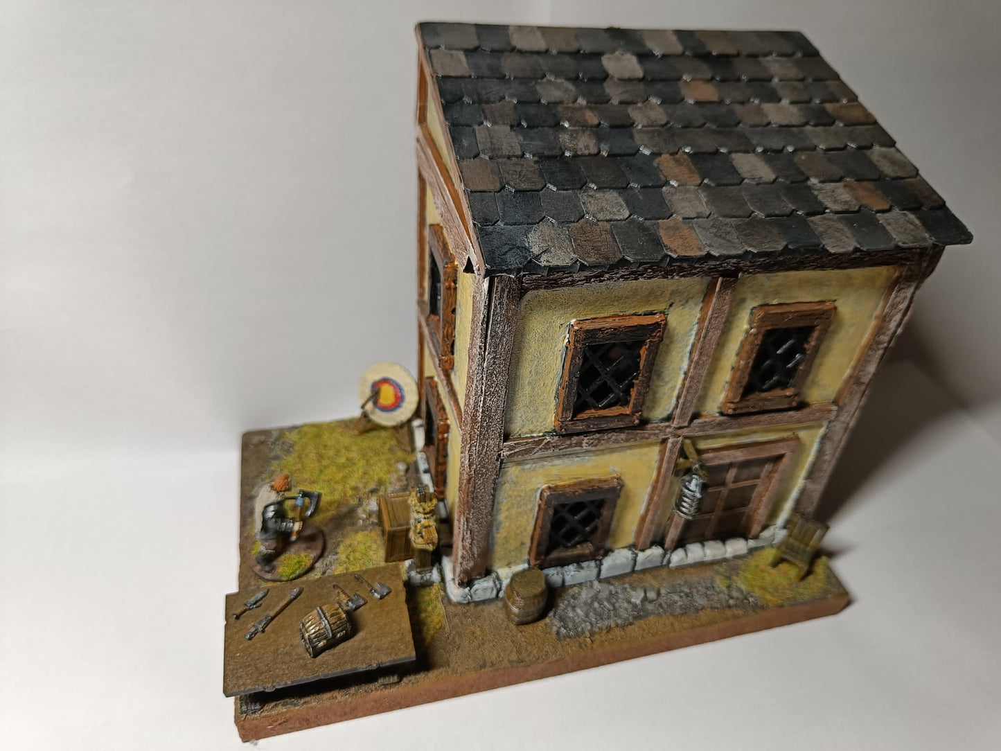 Scenette 28mm- la maison du maitre d'armes –décors fait main –Compatible D&D