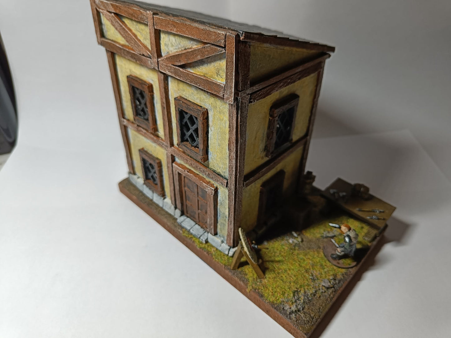 Scenette 28mm- la maison du maitre d'armes –décors fait main –Compatible D&D