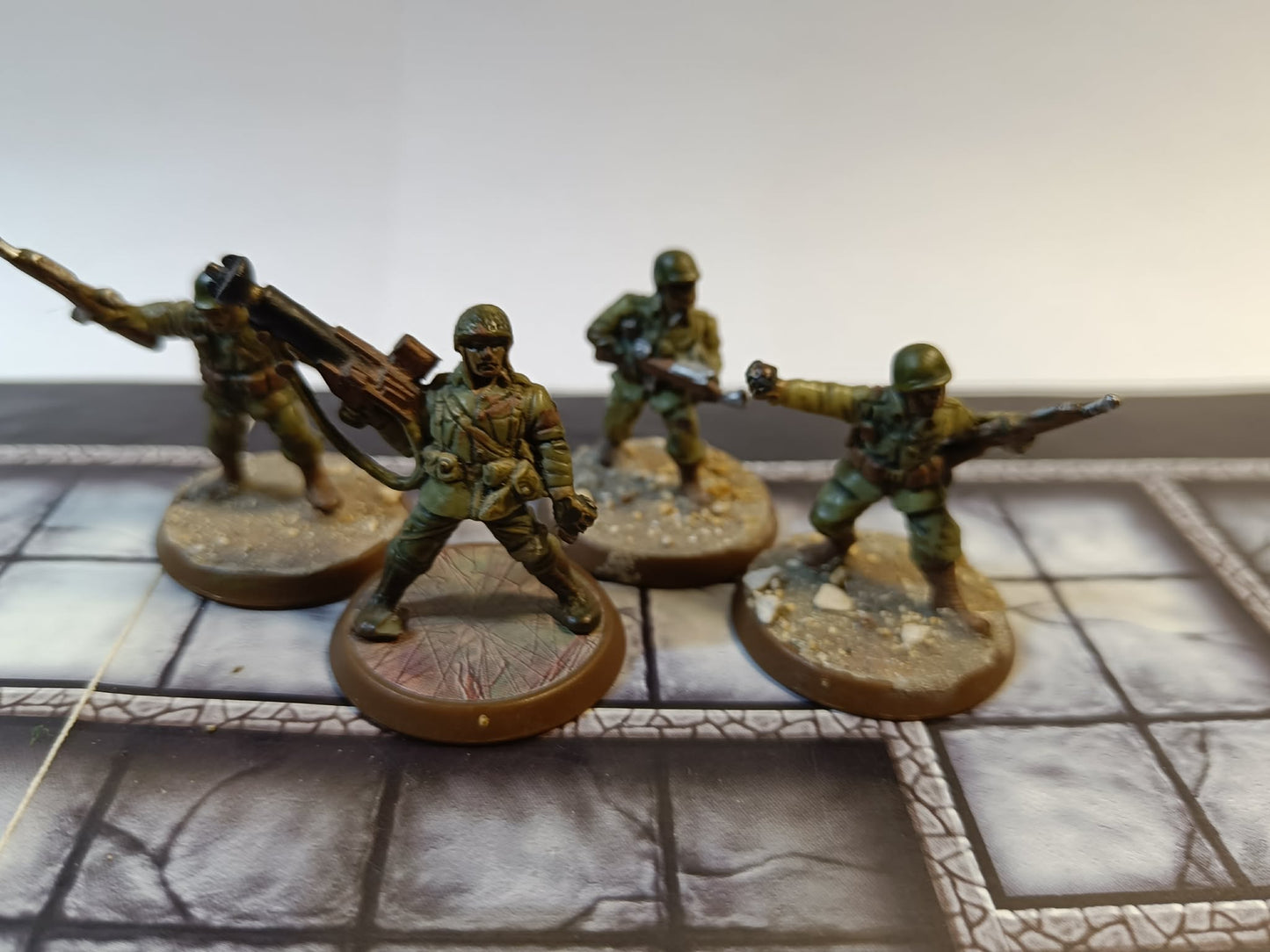 Heroscape - lot de 10 figurines - bon état