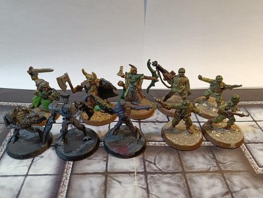 Heroscape - lot de 10 figurines - bon état