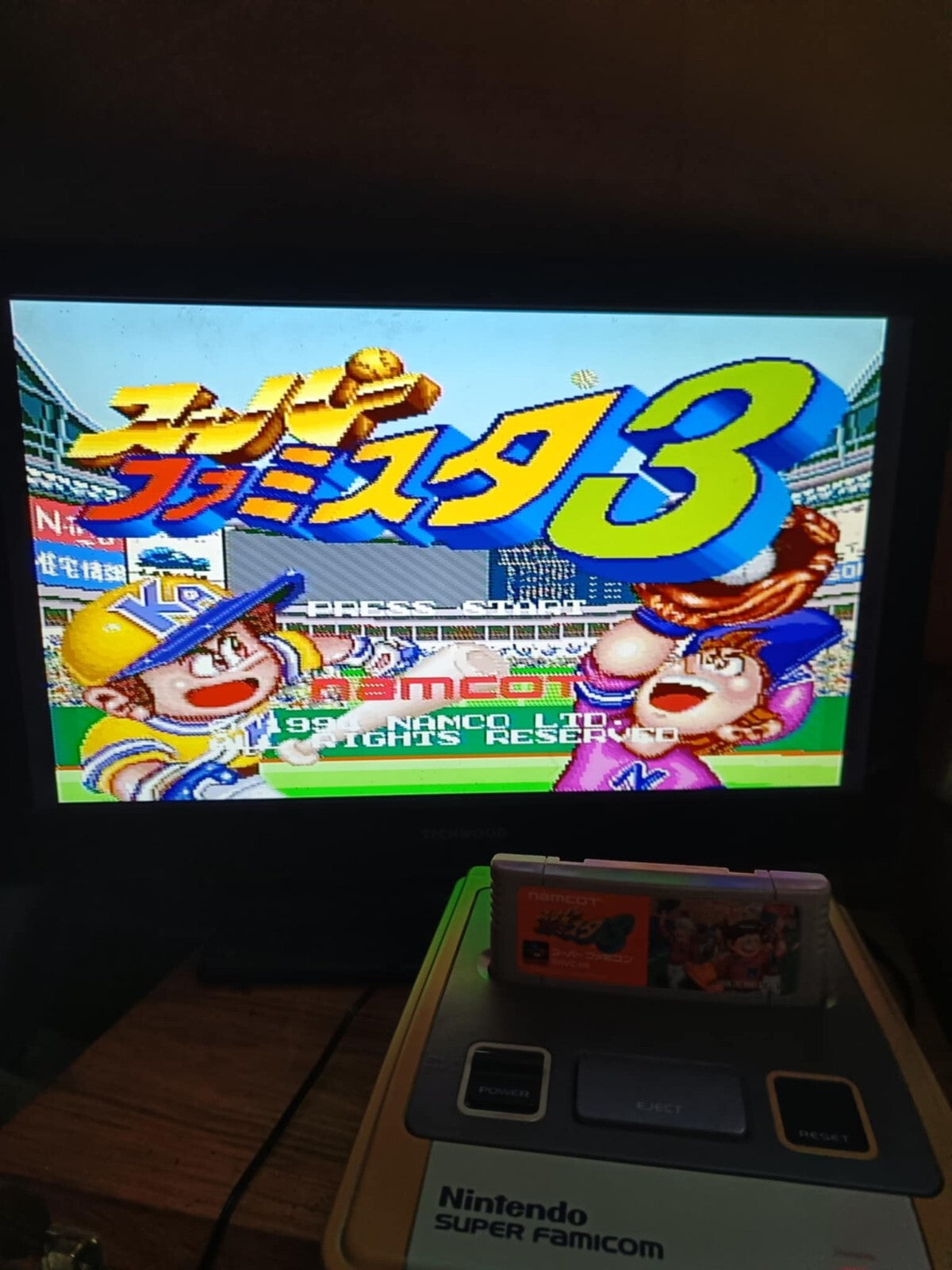 Nintendo Super Famicom SFC + JEU OFFERT (aleatoire)!!  SHVC-001